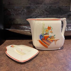 Crown Ivory Vintage Teapot NEW